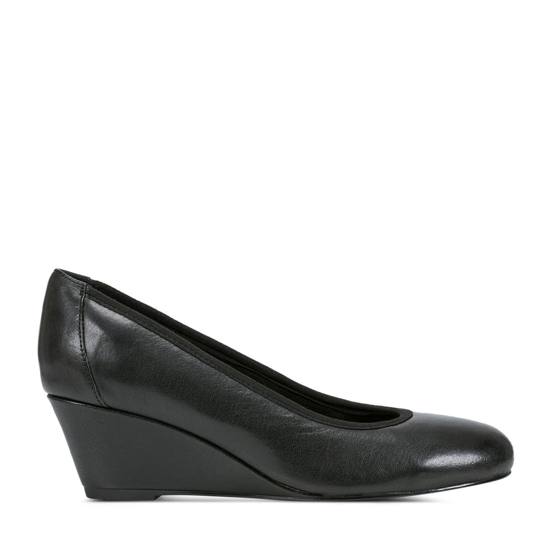Women's Rita Slip-on Almond Toe Dress Wedges