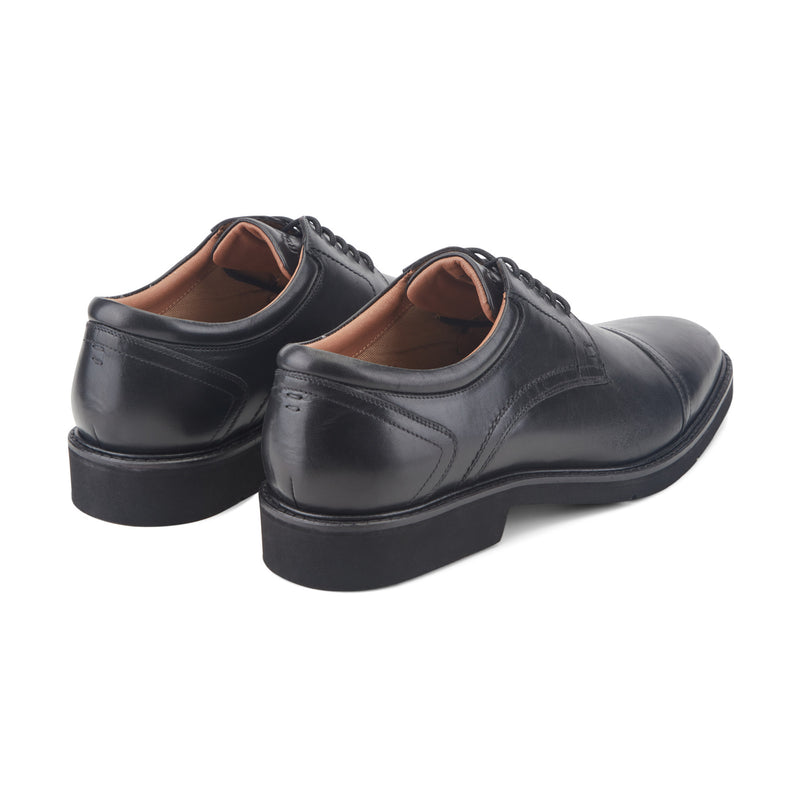 Men's Findlay Dress Lace-up Almond Toe Oxfords - Black Leather | Rockport Men's Findlay Dress Lace-up Almond Toe Oxfords - Black Leather | Rockport