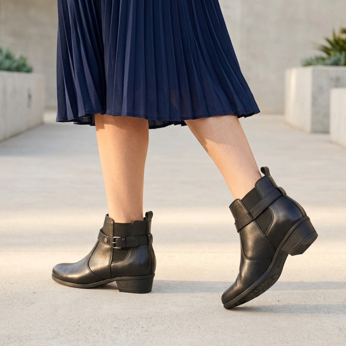 Women's Chole Almond Toe Casual Booties