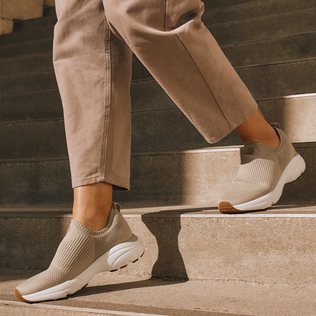 Comfortable Women's Walking Shoes - Leather & Dress Styles | Rockport